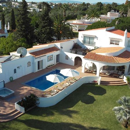 הוילה קארבואירו Casa Leao מראה חיצוני תמונה